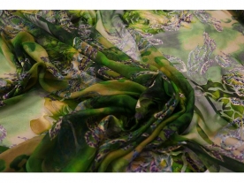 j 677